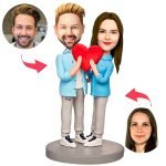 couple-outfit-love-heart-bobbleheads