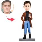 casual-fashion-man-phone-bobblehead
