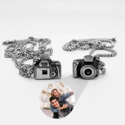 Photo Necklace Projection