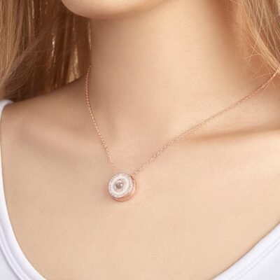 halo-photo-projection-necklace